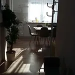 شقة Mistel
