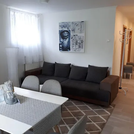 Apartment Mistel