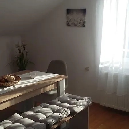 Apartman Mistel *